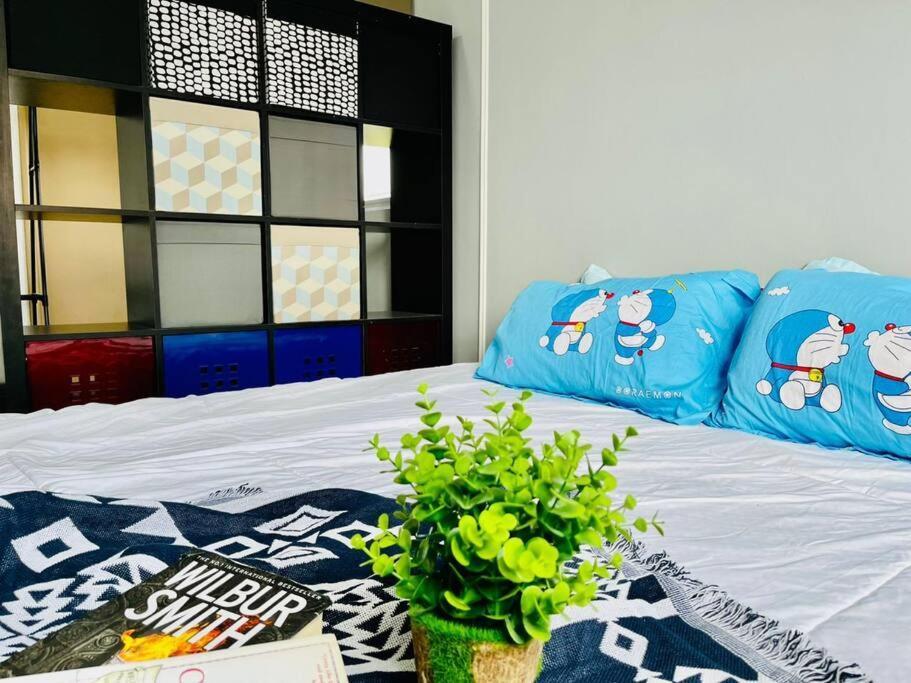 Apartment 9 Pax Near Axiata Arena & Pavilion 2 *