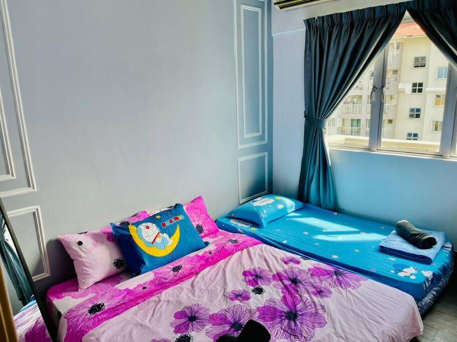 9 Pax Near Axiata Arena & Pavilion 2 Apartment *